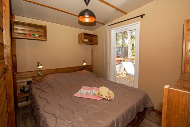 Oasis Village – Chalet 6-8 | Chambre 1