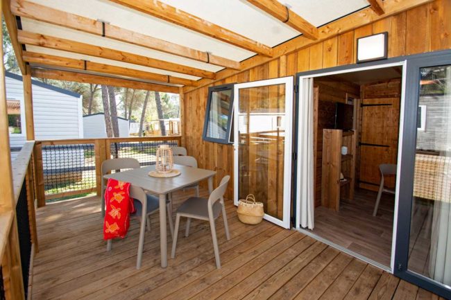 Oasis Village – Chalet 6-8 | Terrasse